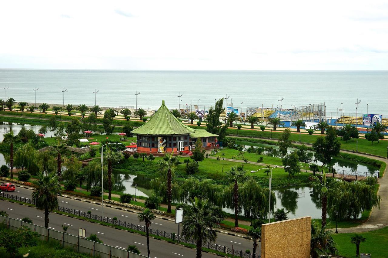 Cocorina Apartment Batumi Eksteriør billede
